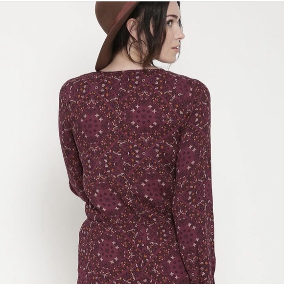 Forever 21 playsuit - Picture 3 of 8